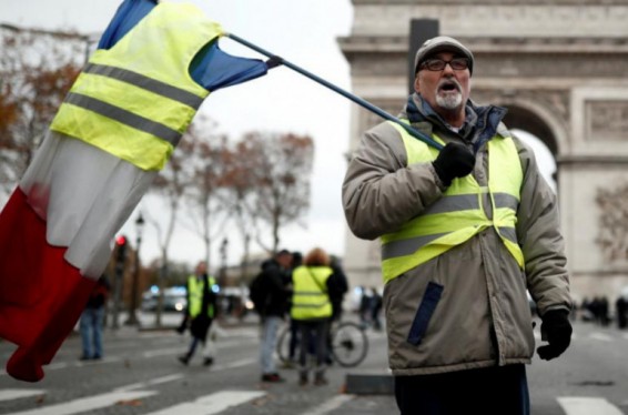 Ֆրանսիայում սկսվել է «դեղին անթև բաճկոնների» թվով 16-րդ մեծամասշտաբ ակցիան