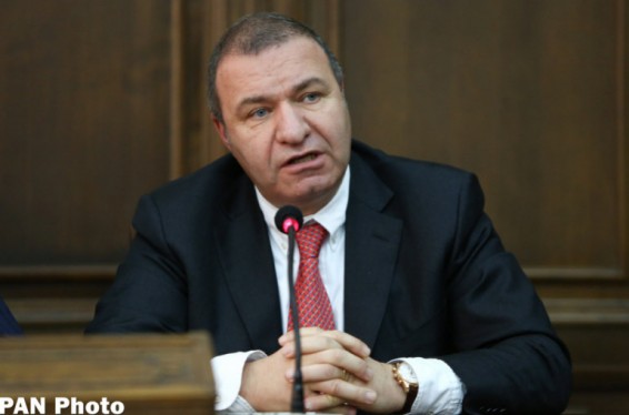 Կրթության խնդիրը որակի մեջ է, մենք չենք կարողանում համարժեք որակի մասնագետներ պատրաստել. Միքայել Մելքումյան. tert.am