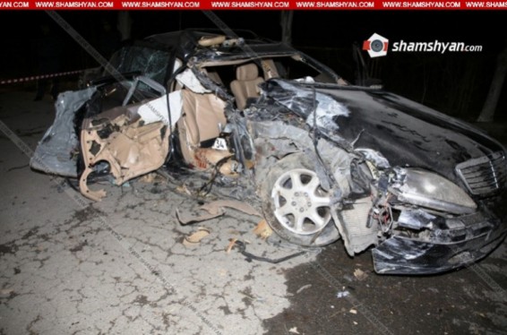 Արմավիրի մարզում  33–ամյա վարորդը Mercedes-ով բախվել է ծառերին ու հայտնվել ճանապարհի մեջտեղում. կա 1 զոհ, 1 վիրավոր. Shamshyan.com