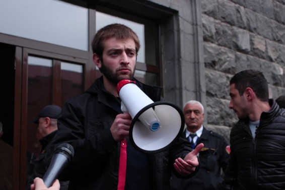 «Պատրաստ ենք պատասխանատվություն կրել, բայց չենք ընդունում առևանգման մասին հոդվածը». Դավիթ Պետրոսյան