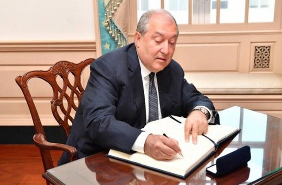 Արմեն Սարգսյանն ստորագրել է սահմանված կարգի խախտմամբ պարտադիր զինվորական ծառայություն չանցած քաղաքացիներին առնչվող օրենքը