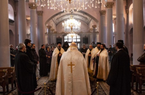 Սուրբ Էջմիածնի պատվիրակությունը մասնակցել է Պոլսո Հայոց պատրիարքի հուղարկավորությանը