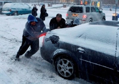 Շուրջ 40 ավտոմեքենա արգելափակվել է ձյան մեջ. օգնության են հասել փրկարարները