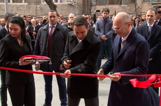Նորակառույց շենք «Գրանդ Հոլդինգի» աշխատակիցների համար (տեսանյութ)