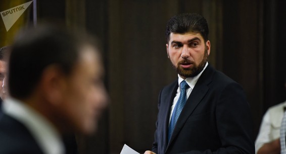 Глава Контрольной службы Пашиняна подаст в суд: Санасарян не оскорблял ректора ЕГУ?