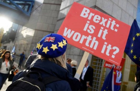 Brexit-ի չեղարկման հանրագիրն ադեն գրեթե 2,5 մլն ձայն է հավաքել