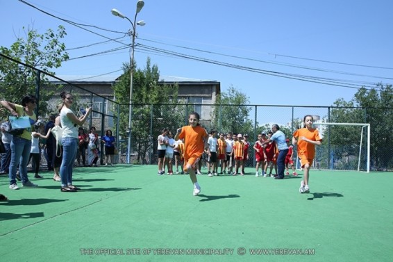 «Առողջ սերունդ` պաշտպանված հայրենիք» բակային փառատոնի «աթլետիկա» մարզաձևում հաղթել է Շենգավիթի թիմը