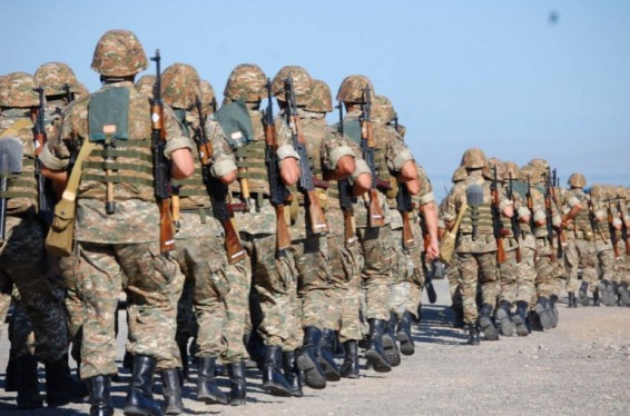 Ժամկետային զինծառայողները հրելու պատճառով վիճել են, նրանց մեղադրանք է առաջադրված. գործը դատարանում է