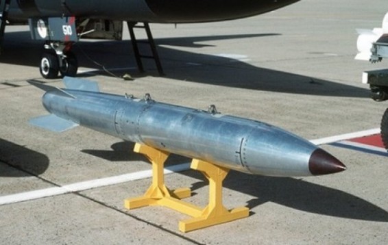 Новая ядерная бомба США будет высокоточной и маломощной