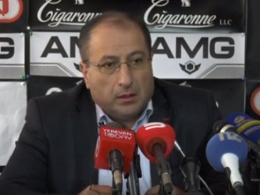 Ռոբերտ Քոչարյանը կալանավայրում անգլերեն գրքեր է կարդում. Ալումյան