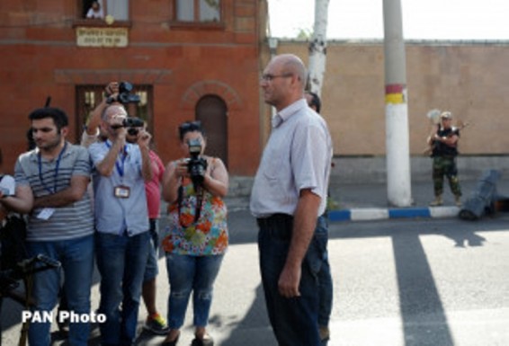 «Սասնա ծռերի» անդամ Վարուժան Ավետիսյանը կալանավորվեց 2 ամսով