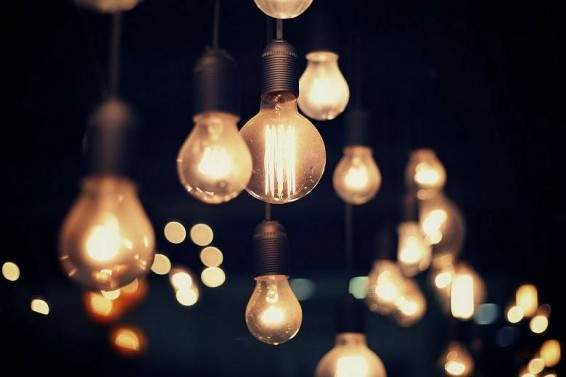 Էլեկտրաէներգիան պետք է էժանանար 0.37 դրամով բոլորի կամ 10 դրամով անապահով ընտանիքների համար