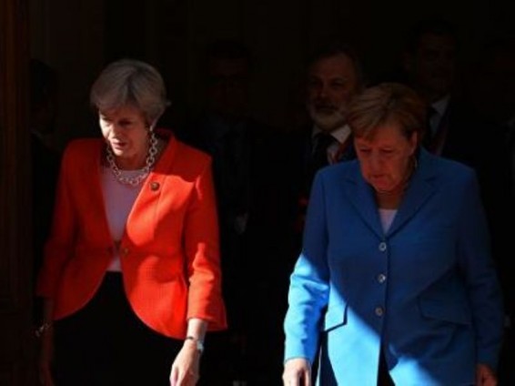 Մերկելը մոռացել է Բեռլինում դիմավորել Թերեզա Մեյին