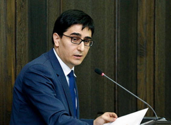 Վարչապետի խորհրդական Եղիշե Կիրակոսյանը մեկնում է Մոսկվա՝ վերապատրաստման