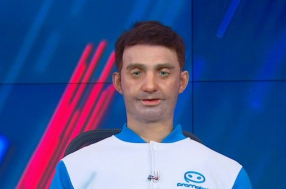 Video. Ռուսական «Россия 24» հեռուստաալիքի եթերում ռոբոտն առաջին անգամ վարել է լուրերի թողարկումը