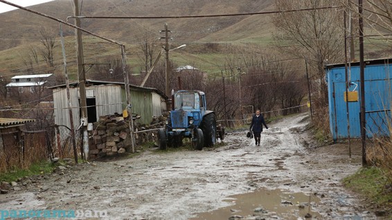 Невестки, тракторы и лодыри Гегасара