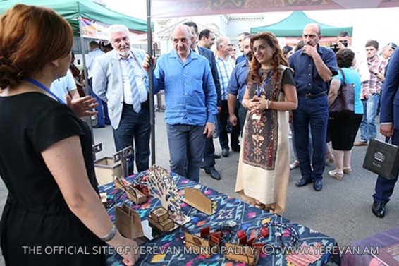Ստեփանակերտում մեկնարկել է «Երևան ՏԱՐԱԶֆեստ 2016» երկրորդ փառատոնը