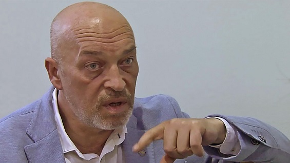 Тука: После указа Путина Россия может открыто ввести войска на Донбасс