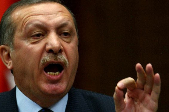 «700 հազար հայերին հղած ուղերձը քեզ չի փրկի». Էրդողանը դիմել է Մակրոնին