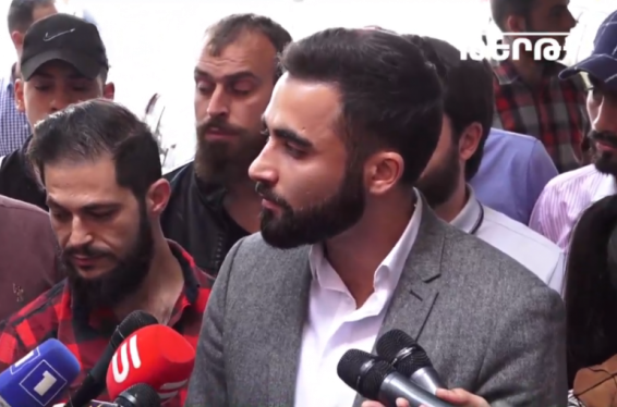 Նախկին Կառավարության թույլտվությամբ աշխատող որոշ շրջիկ սրճարաններ հոսանքազրկված չեն, այսինքն՝ դեռևս գործում է անհավասար վերաբերմունք. Արեն Մելիքյան