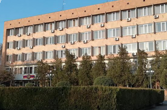 Առաջին անգամը չէ, որ թերանում է, քանիցս զգուշացվել է. Արարատի մարզպետարանի պարզաբանումը՝  1 րոպե ուշացումով արձագանքելու համար աշխատակցին ազատելու լուրերի մասին