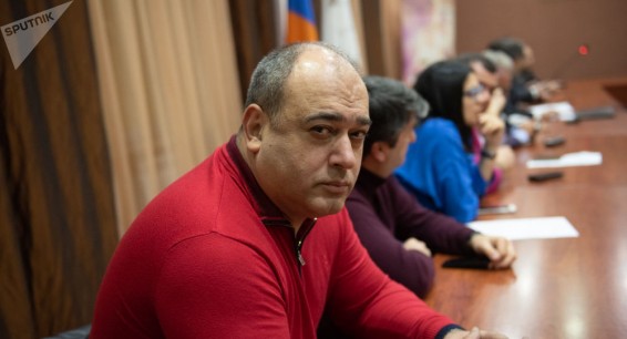 Журналистов попросили выйти из зала суда по делу Манвела Григоряна и его супруги