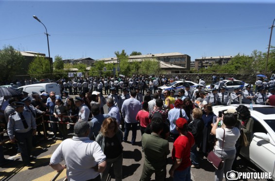 ՄԻՊ–ը հորդորում է ձեռնպահ մնալ երեխաներին բողոքի ակցիաների ներգրավելու փորձերից, որոնք չեն բխում նրանց շահերից