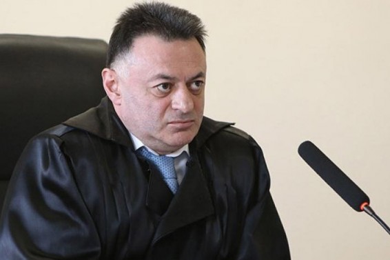 Ինչ գույք և եկամուտներ ունի Քոչարյանի խափանման միջոցը փոխելու որոշում կայացրած դատավորը