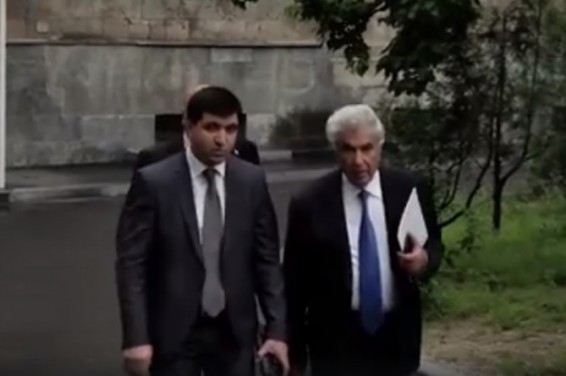 Глава Высшего судебного совета беспрепятственно вошел в здание суда