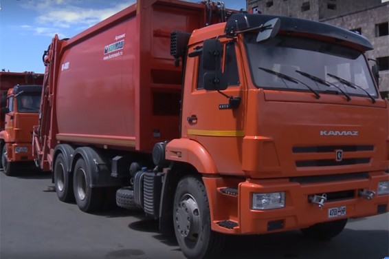 Հինգ աղբատար նոր մեքենաները սկսել են աղբը հավաքումը մայրաքաղաքի վարչական շրջաններից