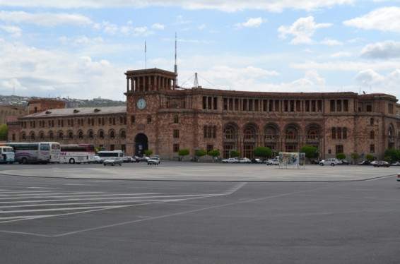 11,5 մլն դրամ կուղղվի Կառավարության առաջին մասնաշենքի քաղաքացիների ընդունելությունների տարածքի բարեկարգման և կահավորման համար