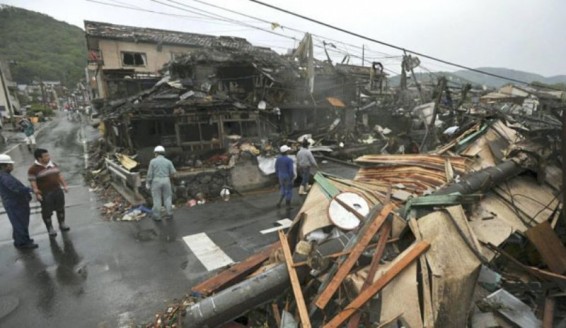 Ճապոնիային հզոր փոթորիկ է մոտենում