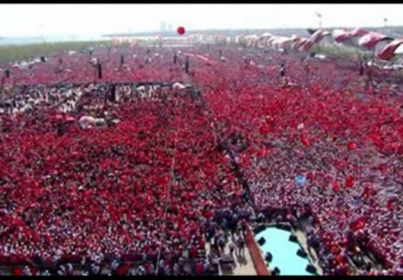 Էրդողանը հեղաշրջման փորձից հետո զանգվածային հանրահավաք է կազմակերպել