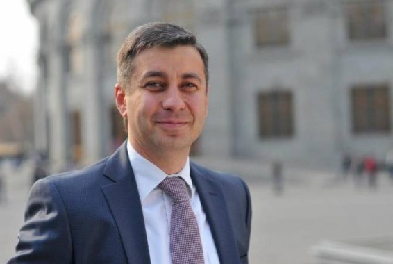 В повестке рабочего визита Никола Пашиняна в Казахстан ничего не изменилось: Владимир Карапетян