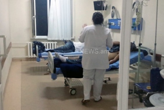 Հուլիսյան դեպքերից հետո բուժում է ստանում 9 տուժած. ոստիկանը տեղափոխվել է «Աստղիկ» ԲԿ. ԱՆ