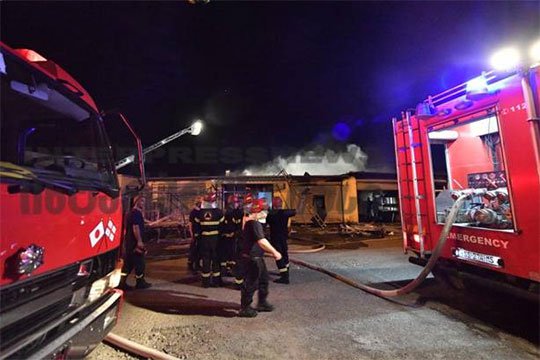 Հրդեհ Թբիլիսիի խոշորագույն շուկայում․ 8-10 քառ. մետր տարածքում խանութներ են ոչնչացվել