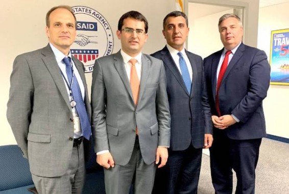 Акоп Аршакян провел встречу в USAID