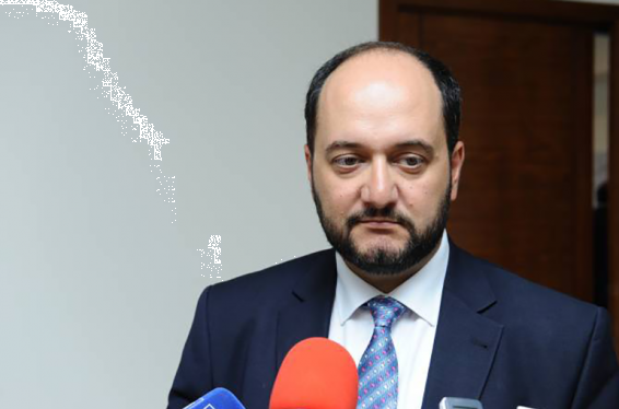 5-12-րդ դասարանների՝ այս տարի տպագրվող 40 անուն դասագիրք ևս կդառնա երկհատոր. ԿԳՄՍ նախարար