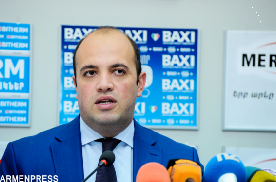 Մանիպուլիացիոն տեղեկատվությամբ փորձում են ցույց տալ, իբր Նիկոլ Փաշինյանը կապ ունի Վիտալի Բալասանյանի աշխատանքից ազատվելու հետ. Հ. Մելիք-Շահնազարյան. tert.am