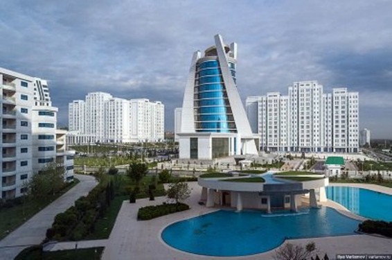 Эксперты назвали самый дорогой город мира для проживания иностранцев