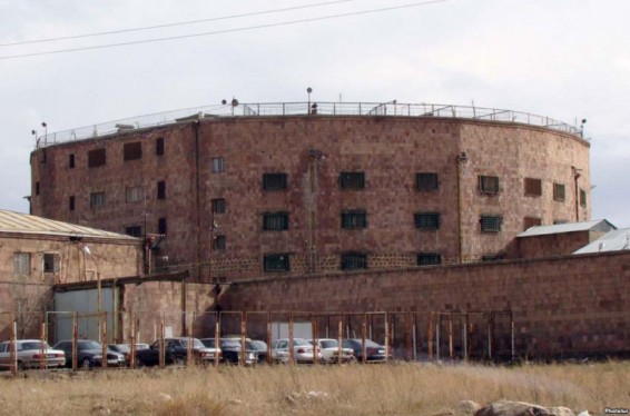 Արտակարգ դեպք Նուբարաշեն ՔՀԿ-ում. 57-ամյա իրանցու դին հայտնաբերվել է ճաղավանդակից կախված. Shamshyan.com