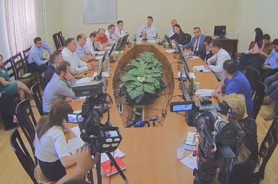 ԱԺ Տնտեսական հարցերի մշտական հանձնաժողովում երկրորդ ընթերցմամբ քննարկվում է «ՀՀ հարկային օրենսգրքում փոփոխություն կատարելու մասին» օրենքի մեծ փաթեթը. ուղիղ