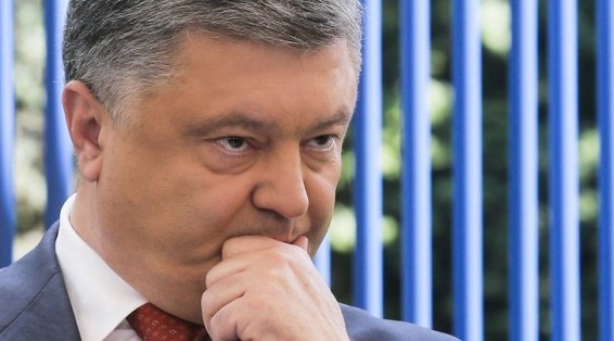 Порошенко вызвали на допрос в генпрокуратуру