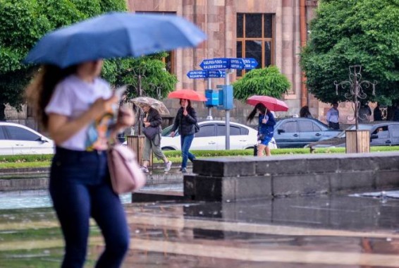Հայաստանում առաջիկա օրերին սպասվում են կարճատև անձրև և ամպրոպ, առանձին վայրերում հնարավոր է կարկուտ