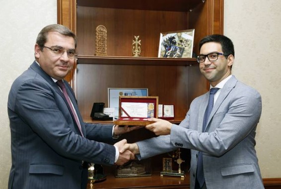 ՊԵԿ նախագահն իր նախկին տեղակալ Ռուստամ Բադասյանին արգասաբեր աշխատանք է մաղթել արդարադատության նախարարի պաշտոնում