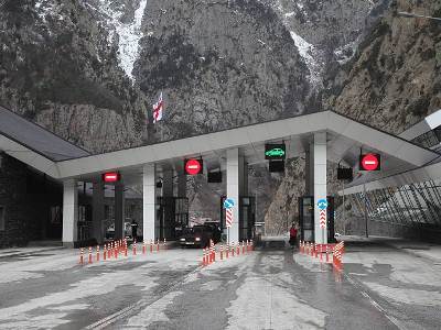 Վանաձոր-Ալավերդի-Բագրատաշեն ճանապարհը բեռնատարների և ավտոբուսների համար փակ է. Լարսը բաց է