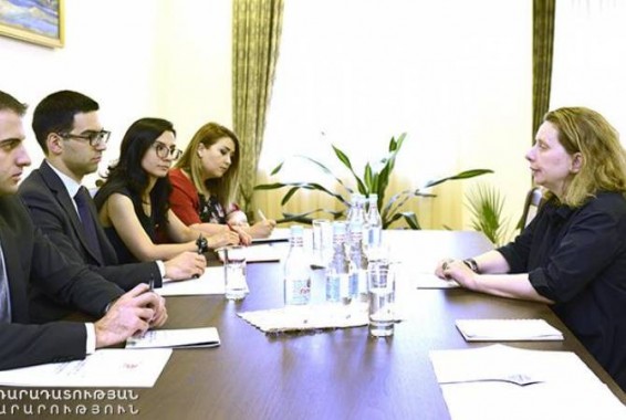 Министр юстиции принял руководителя ереванского офиса Совета Европы