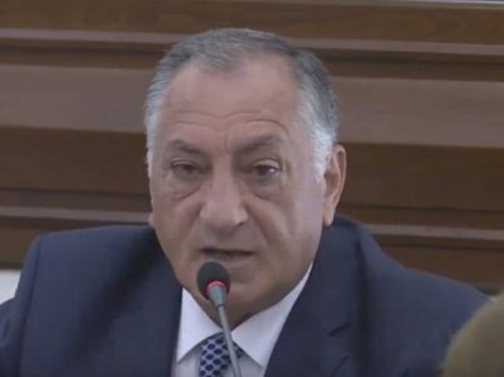 Երեւանի պատերին արդեն ոչ թե հուշատախտակներ են, այլ թոխմախի տապանաքարեր. Կամո Արեյան