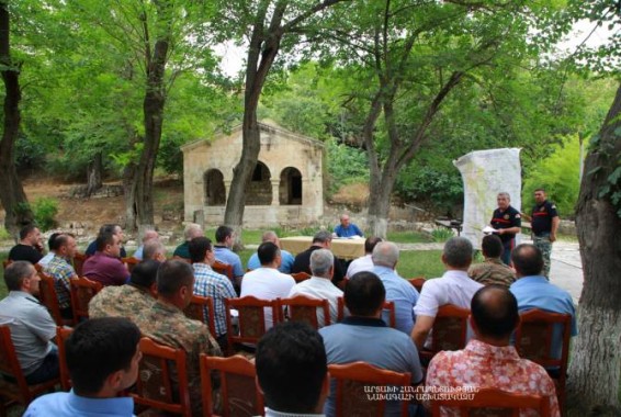 Բակո Սահակյանը հրավիրել է գյուղատնտեսությանը նվիրված խորհրդակցություն
