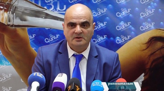 Մանվել Գրիգորյանի փաստաբանը դիմելու է իրավապահներին՝ գնահատելու Էջմիածնի քաղաքապետի կոչը